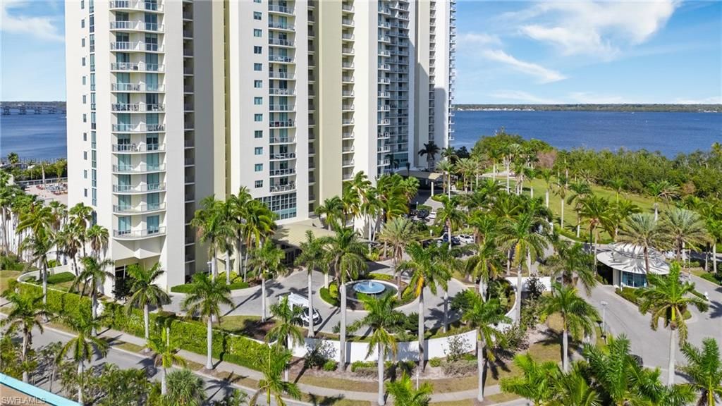 3000 Oasis Grand BLVD 2203, FORT MYERS, FL 33916 — photo 4