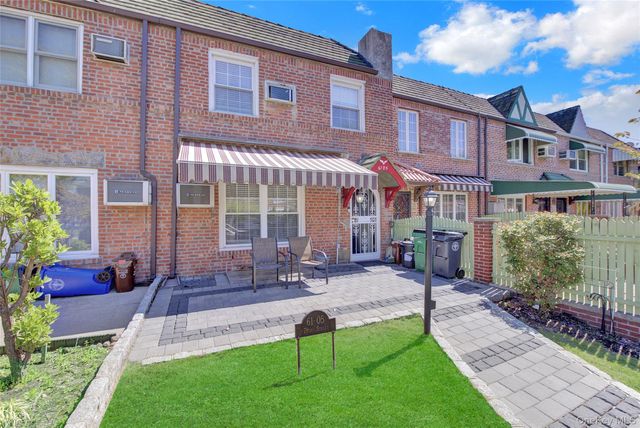 61-05 78th Street, Middle Village, NY 11379