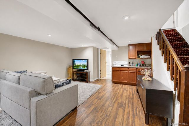 61-05 78th Street, Middle Village, NY 11379