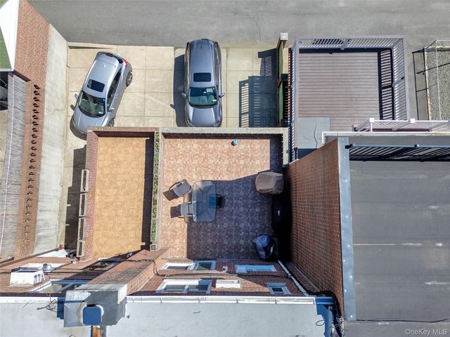 61-05 78th Street, Middle Village, NY 11379