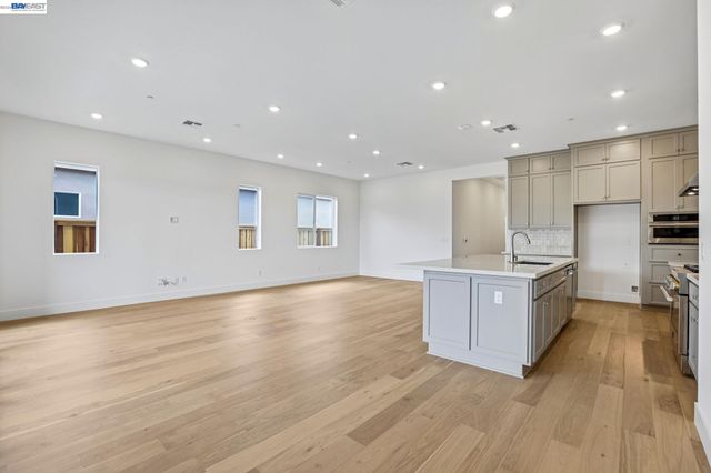 1087 Riverbend Drive, Brentwood, CA 94513