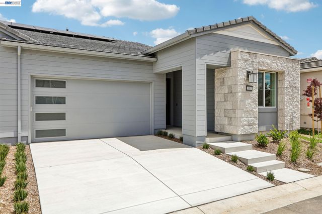 1087 Riverbend Drive, Brentwood, CA 94513