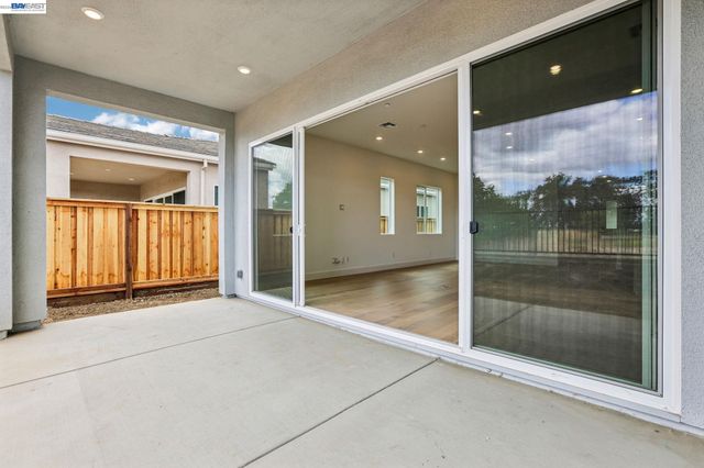 1087 Riverbend Drive, Brentwood, CA 94513
