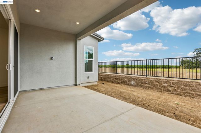 1087 Riverbend Drive, Brentwood, CA 94513