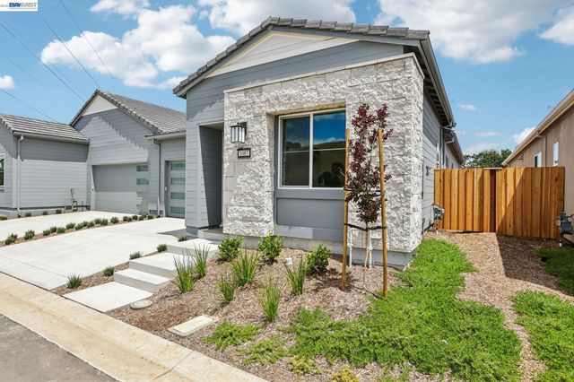 1087 Riverbend Drive, Brentwood, CA 94513
