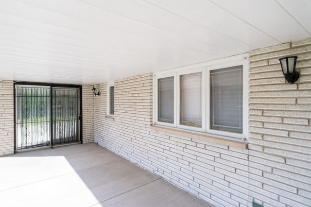 5301 Delaware Street, Merrillville, IN 46410