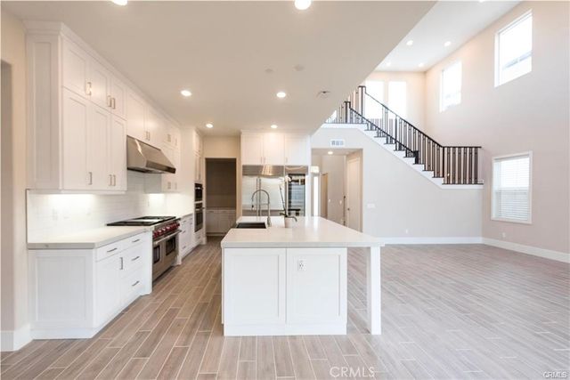 77 Gravity, Irvine, CA 92618