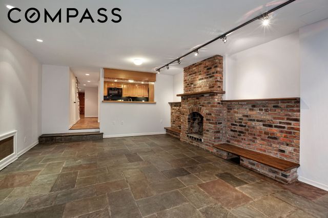 222 E 32nd Street, New York City, NY 10016