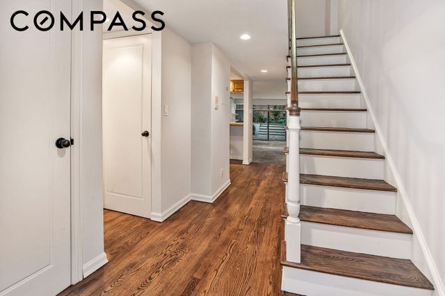 222 E 32nd Street, New York City, NY 10016