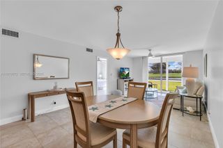 9320 S Hollybrook Lake Dr 108, Pembroke Pines, FL 33025