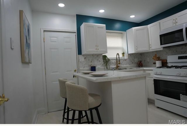 8725 Goodfellow Boulevard, St Louis, MO 63147