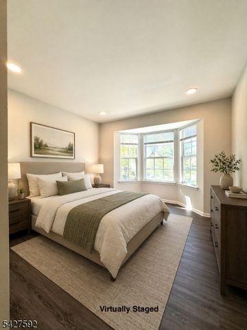 111 Columbus Dr, Franklin Twp., NJ 08823