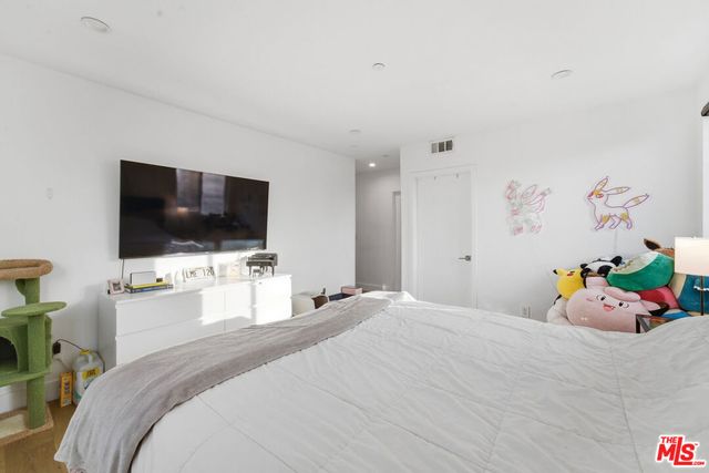 14650 Margate Street, Sherman Oaks, CA 91411