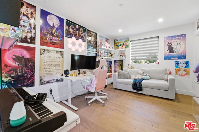 14650 Margate Street, Sherman Oaks, CA 91411