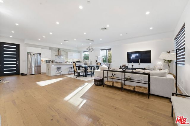 14650 Margate Street, Sherman Oaks, CA 91411