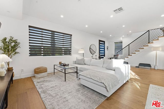 14650 Margate Street, Sherman Oaks, CA 91411