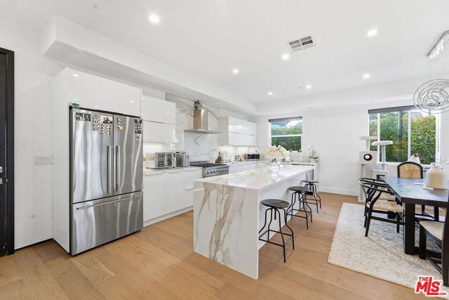 14650 Margate Street, Sherman Oaks, CA 91411