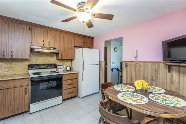 26 Partridge Rd, Methuen, MA 01844