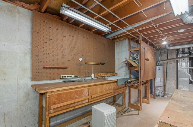 2025 E Shady Glen Drive, Springfield, MO 65804