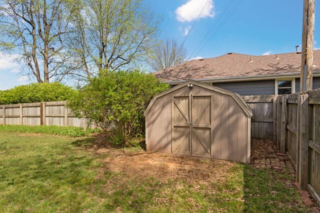 2025 E Shady Glen Drive, Springfield, MO 65804