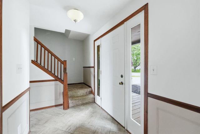 1102 Heritage Lane, Angola, IN 46703