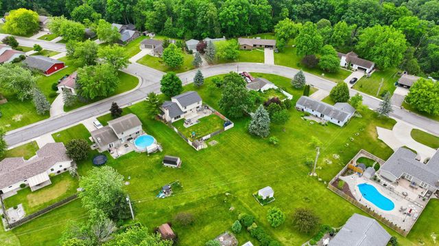 1102 Heritage Lane, Angola, IN 46703