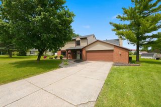 1102 Heritage Lane, Angola, IN 46703