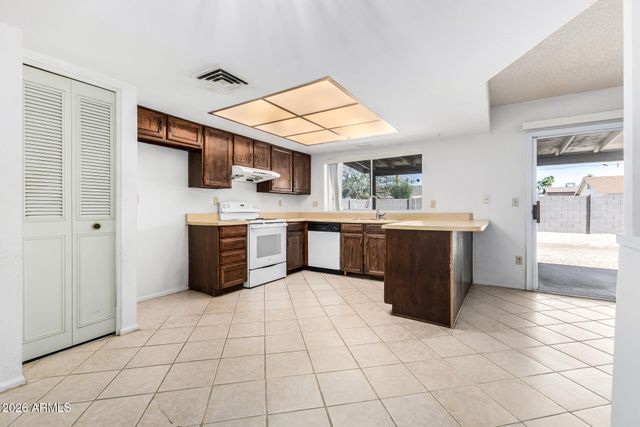 3109 N PENNINGTON Drive, Chandler, AZ 85224