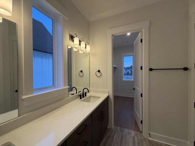 2080 Conductor Ln, Thompsons Station, TN 37179