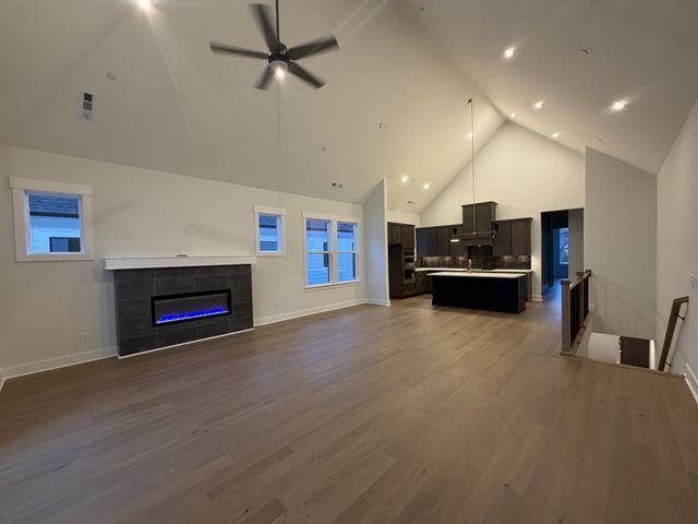 2080 Conductor Ln, Thompsons Station, TN 37179