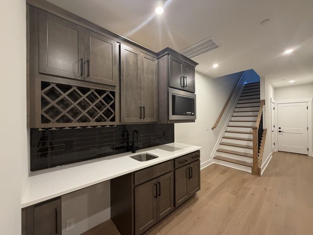 2080 Conductor Ln, Thompsons Station, TN 37179