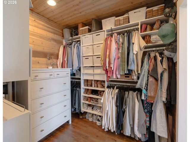 436 Nw TERRITORIAL Rd, Canby, OR 97013