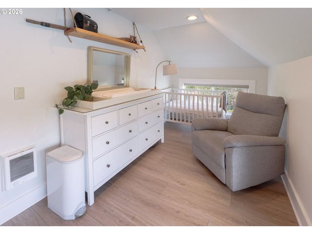436 Nw TERRITORIAL Rd, Canby, OR 97013