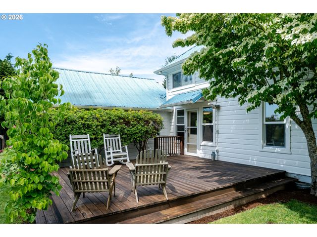 436 Nw TERRITORIAL Rd, Canby, OR 97013