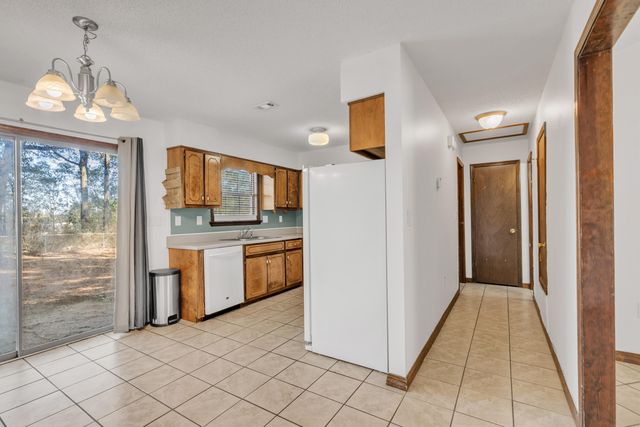 123 Beacons Bend Road, Crestview, FL 32536