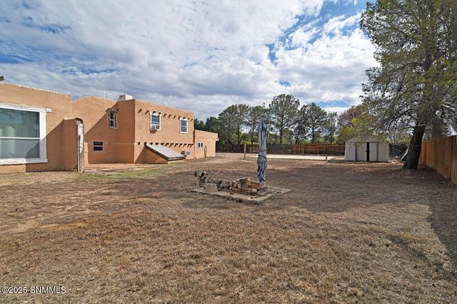 2650 Mayfield Lane, Las Cruces, NM 88007