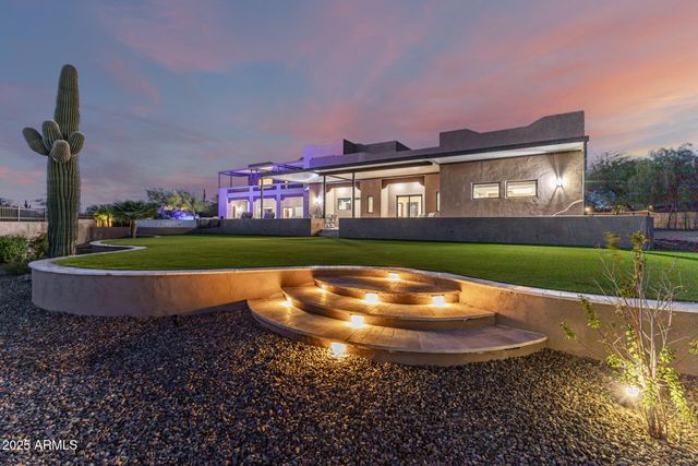 8205 E QUILL Street, Mesa, AZ 85207