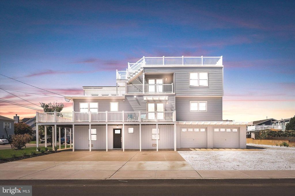 615 BARNEGAT AVE, Ship Bottom, NJ 08008