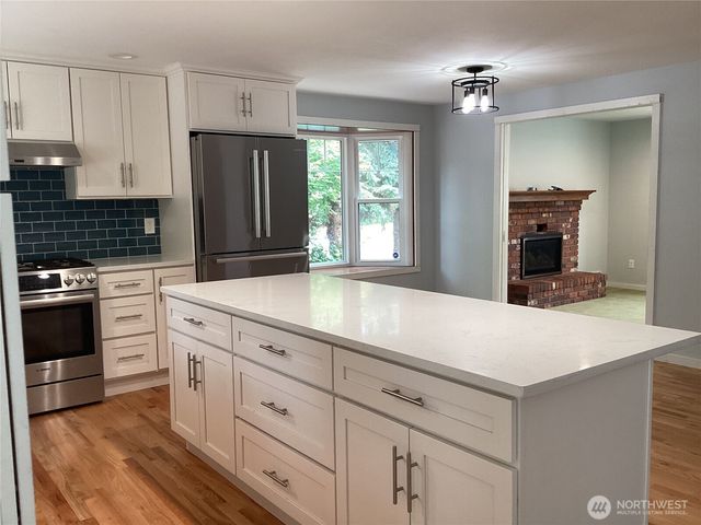 5212 103rd Street SW, Mukilteo, WA 98275
