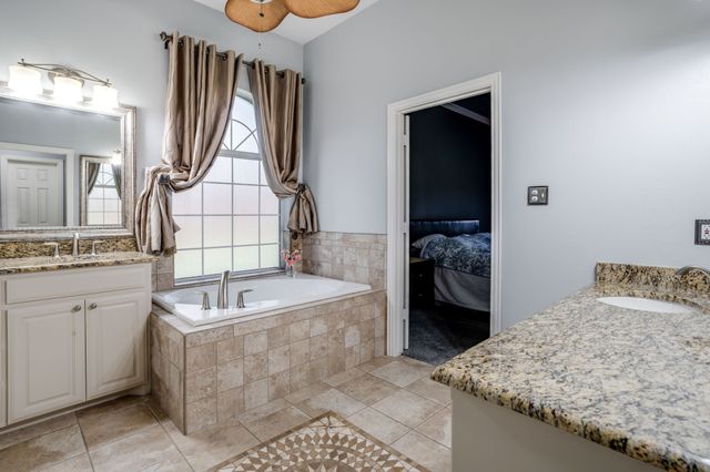 104 Olives Branch, Shady Shores, TX 76208