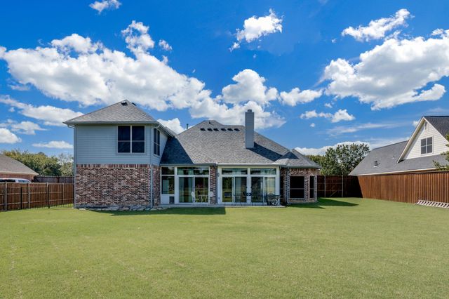 104 Olives Branch, Shady Shores, TX 76208