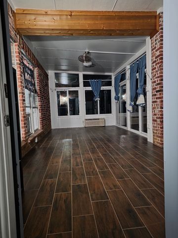 104 Olives Branch, Shady Shores, TX 76208