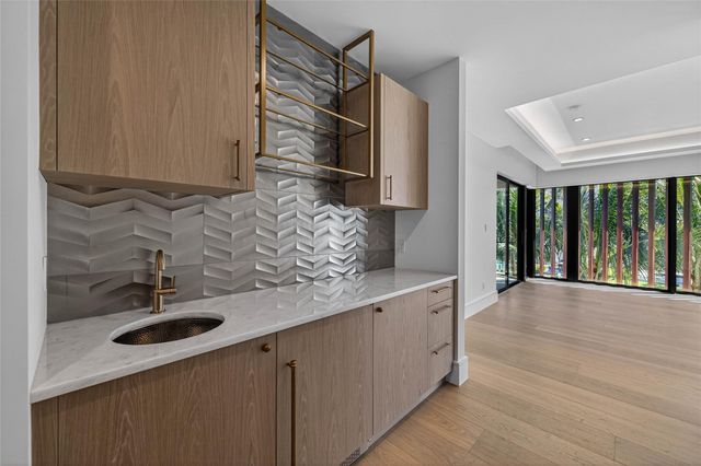 2508 Delmar Place, Fort Lauderdale, FL 33301