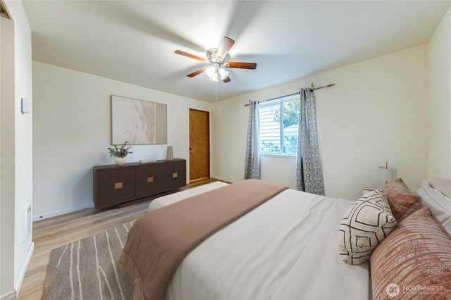 1716 Scenic Drive, Everett, WA 98203