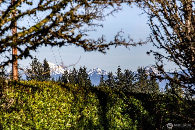 1716 Scenic Drive, Everett, WA 98203