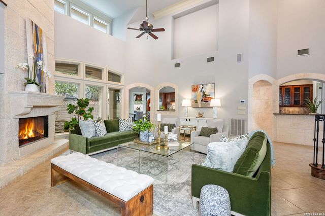 4 COBHAM WAY, San Antonio, TX 78218