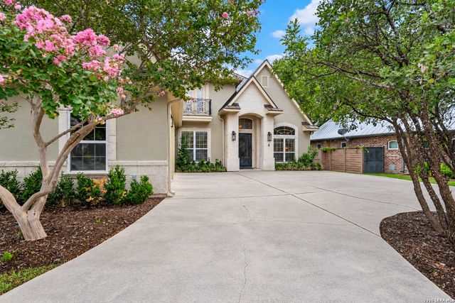 4 COBHAM WAY, San Antonio, TX 78218