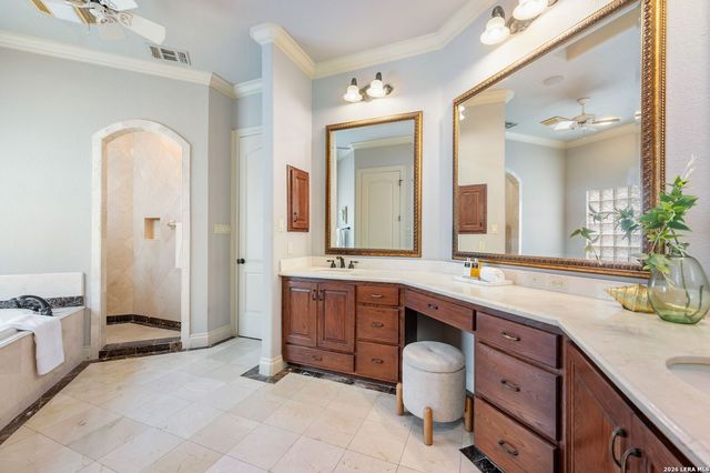 4 COBHAM WAY, San Antonio, TX 78218