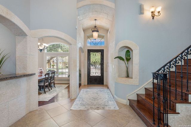 4 COBHAM WAY, San Antonio, TX 78218