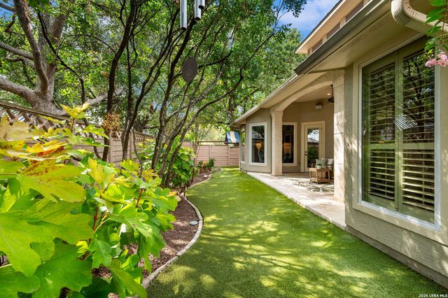 4 COBHAM WAY, San Antonio, TX 78218
